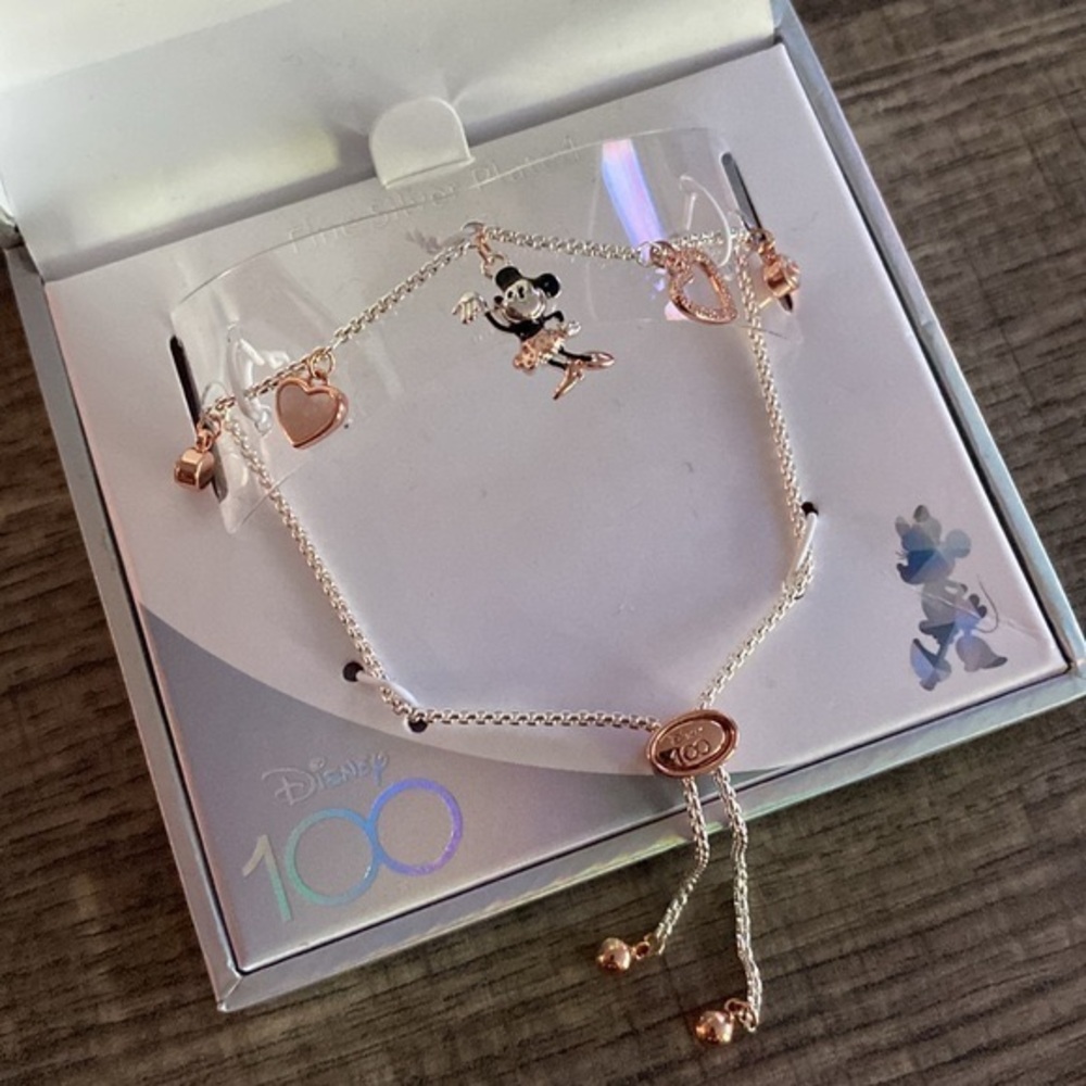 🧁 *NIB* DISNEY 100 Minnie Mouse Bracelet